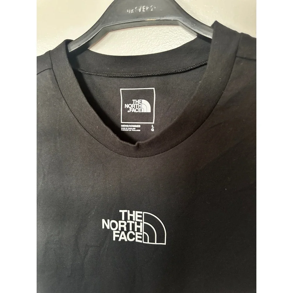 NWT The North Face Black White Climbing Sleeveless Short Sleeve Shirt Large